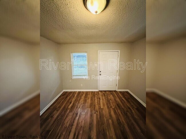 Foto del edificio - 3046 Sinclair St