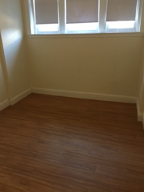 Building Photo - 109 Brainerd Rd