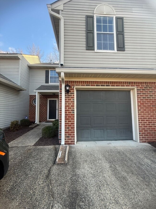 Building Photo - Miars Farm