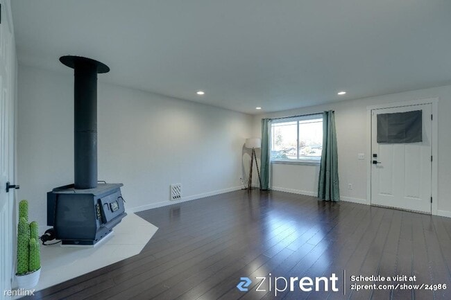 Building Photo - 3 br, 2 bath House - 732 Natalie Pl, Enumc...