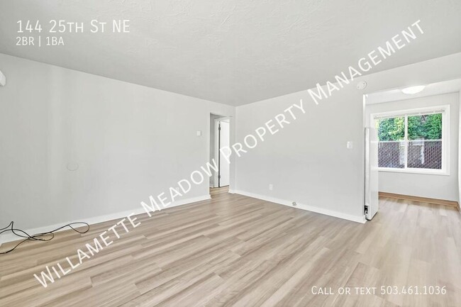 Building Photo - Beautifully Updated 2-Bedroom Apartment in...