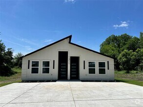 Building Photo - 1311 Oneal St