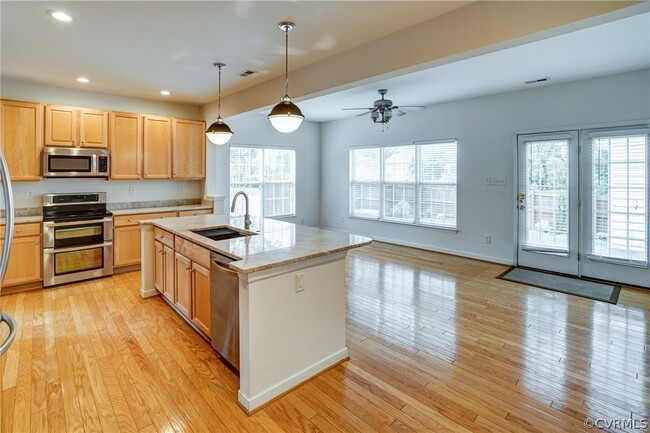 Open concept, great for entertainment - 1649 New Haven Pl