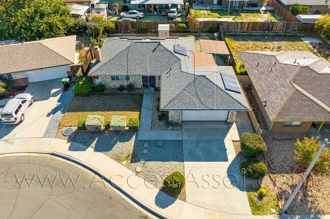 Foto del edificio - Charming And Cozy 2 Bed/2 Bath Home In Hemet!