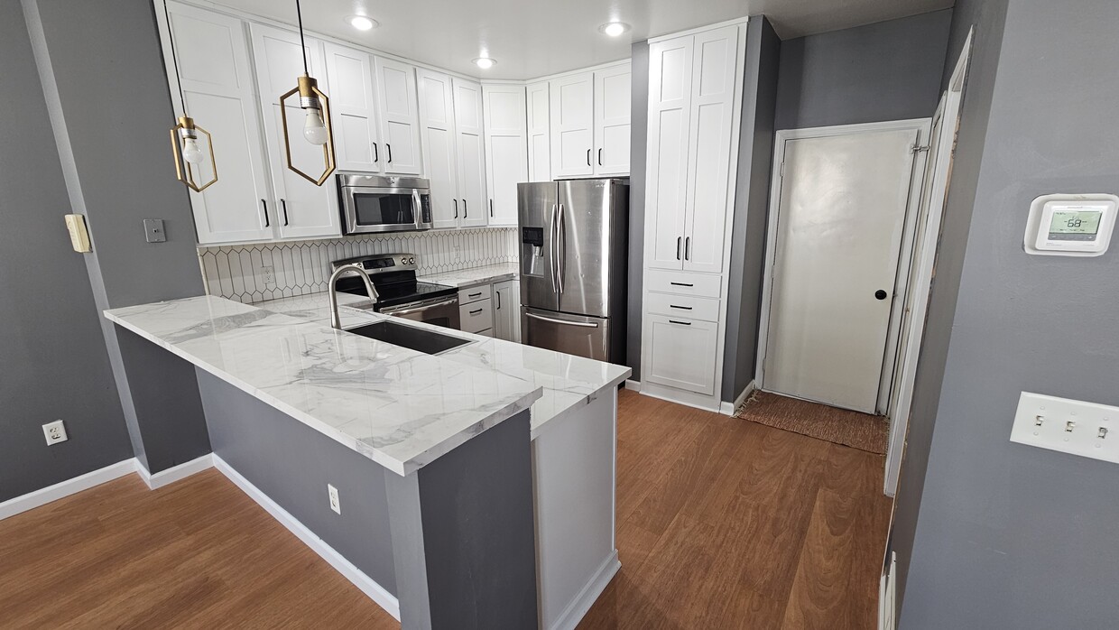 Foto principal - 10991 Oak Grv Cir