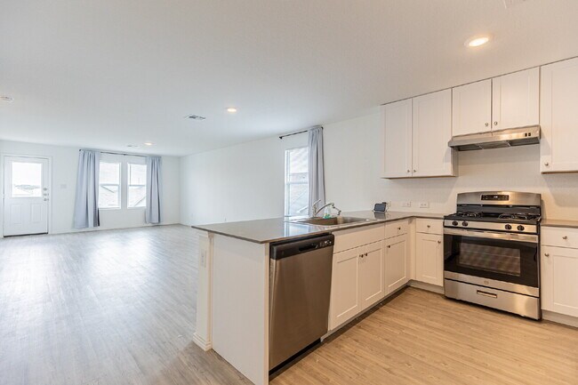 Foto del edificio - 31708 Ambrose St