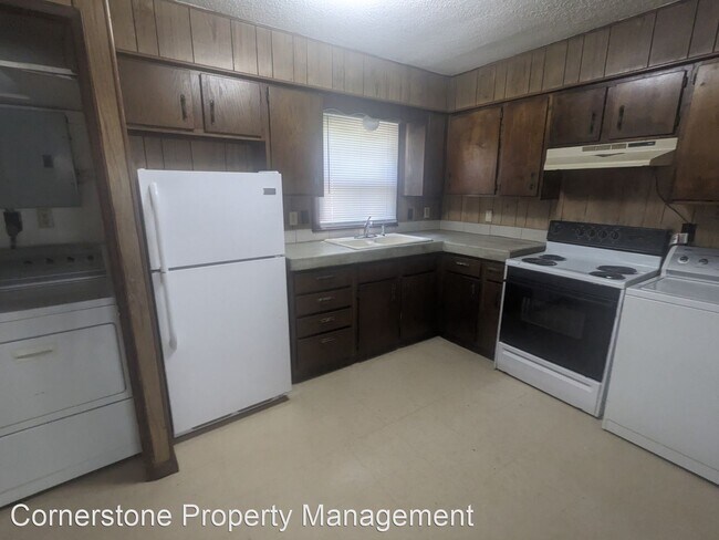 Building Photo - 4 br, 1 bath House - 825 Cleary Ave