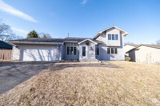 13026 Ottawa Dr