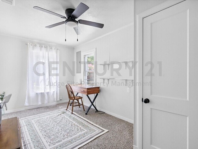 Foto del edificio - Tastefully Updated 3/1 in Haltom City For Rent!