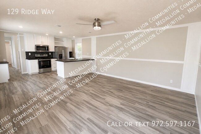 Foto del edificio - 129 Ridgeway Dr