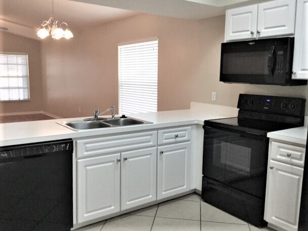 Building Photo - 7831 Chadwick Drive