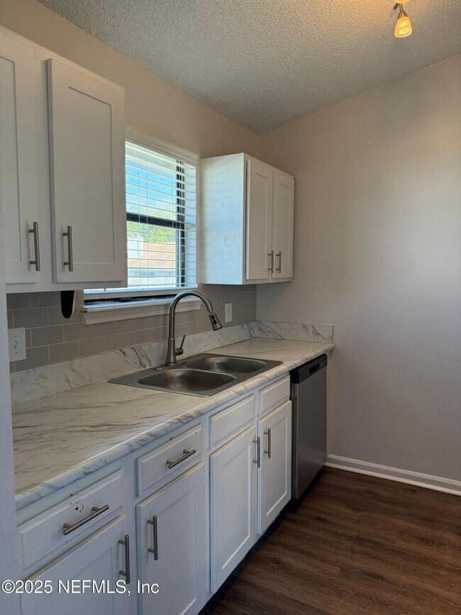 Building Photo - 1270 Ticonderoga Trail