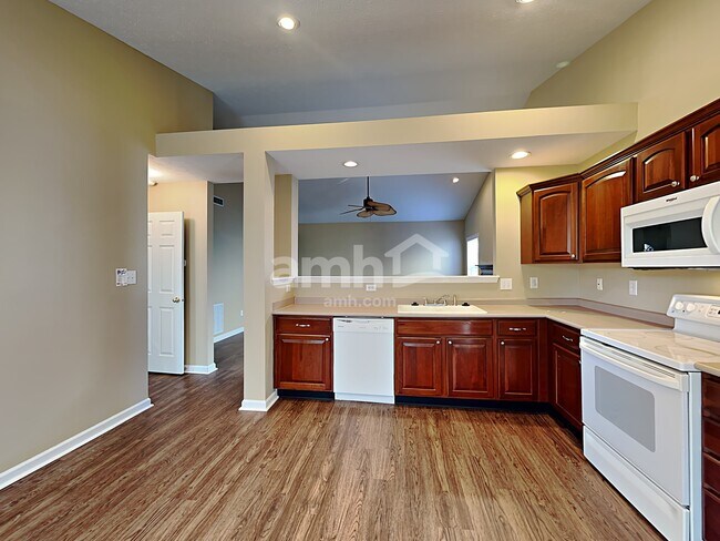 Building Photo - 12305 Driftstone Dr