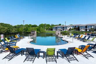 Building Photo - The Fairways Apartment Homes