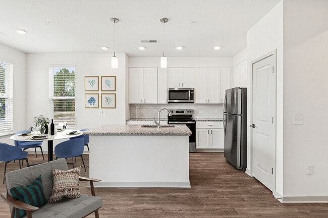 Building Photo - Alera at Hunters Glen