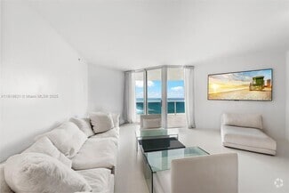 Building Photo - 4779 Collins Ave