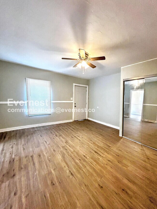 Foto del edificio - 100 Chestnut St