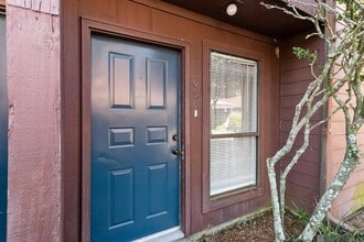 Building Photo - 956 Ridgepoint Ct