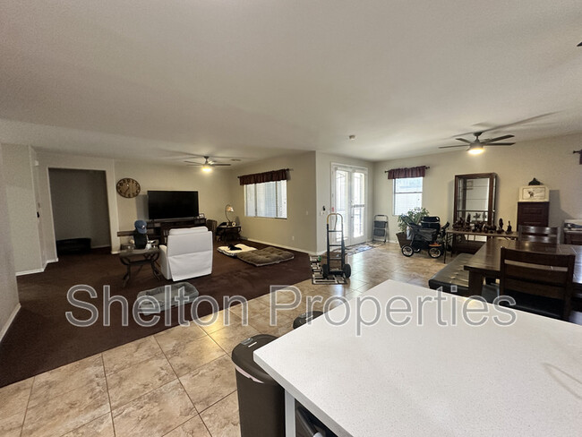 Foto del edificio - 30311 W Whitton Ave