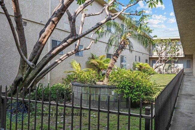 Foto del edificio - 709 N. Inglewood Ave.