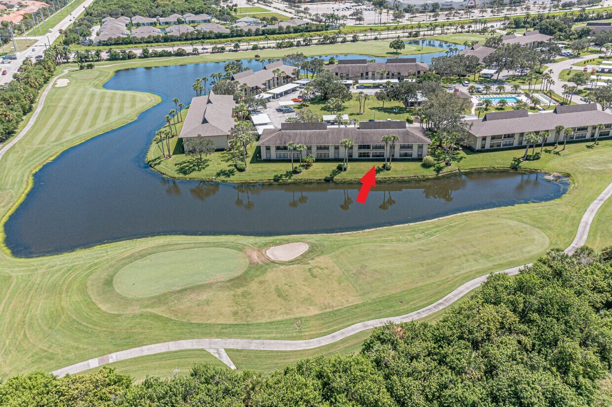 28 Plantation Dr Unit 202, Vero Beach, FL 32966 Condo for Rent in