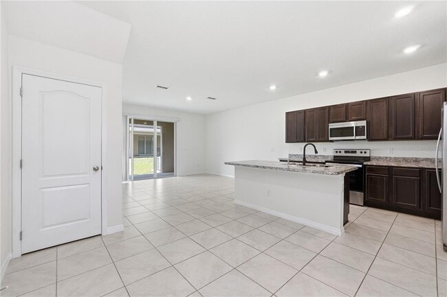 Building Photo - 1228 Yellow Finch Dr
