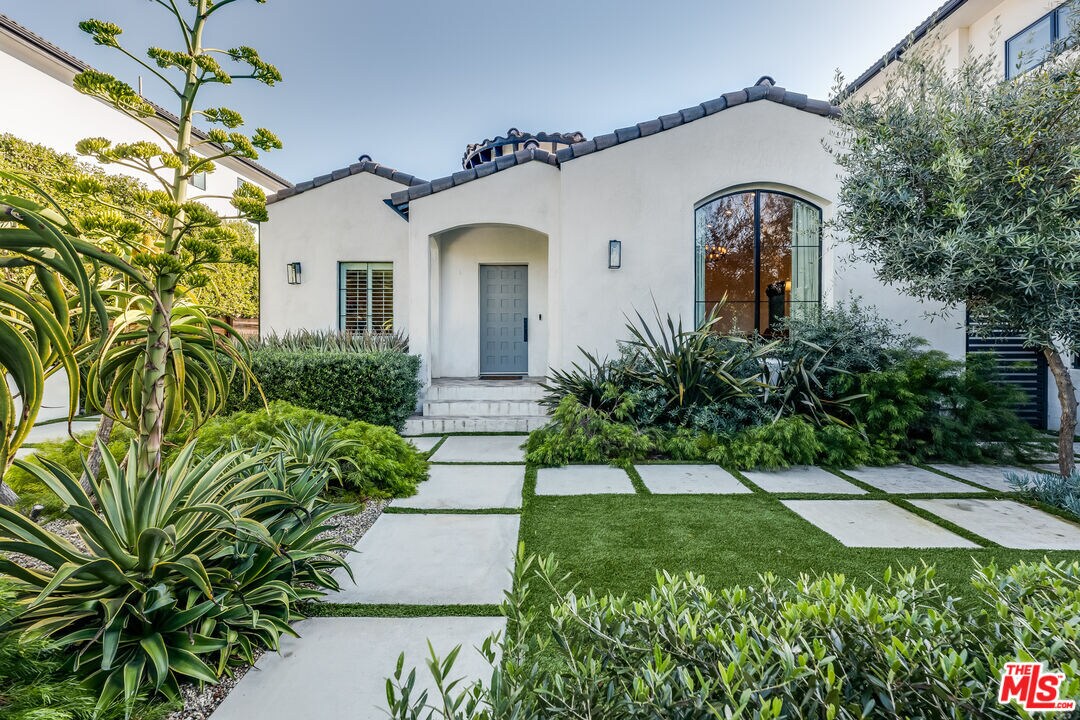 438 N Crescent Heights Blvd, Los Angeles, CA 90048 House Rental in