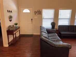 Building Photo - 149 Morris Ln