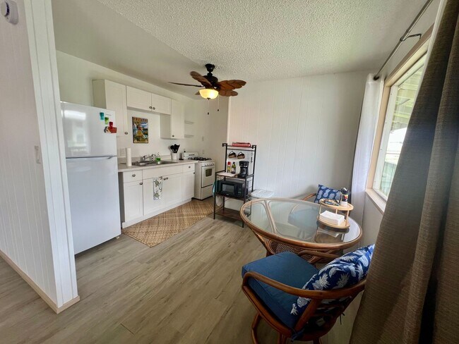 Foto del edificio - Fully Furnished 2 Bed, 1 Bath Condo – Prim...