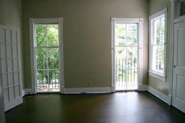 Building Photo - 203-202 W 35th St