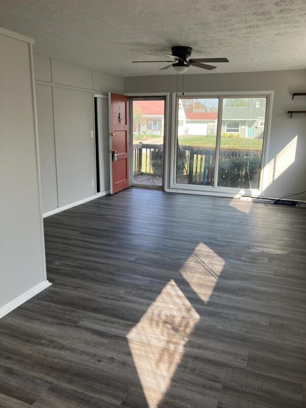 Foto del edificio - 4820 Bluebird Ave
