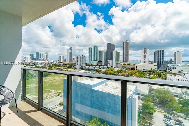 Foto del edificio - 1600 NE 1st Ave