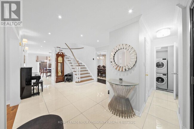 Building Photo - 148 Caproni Dr