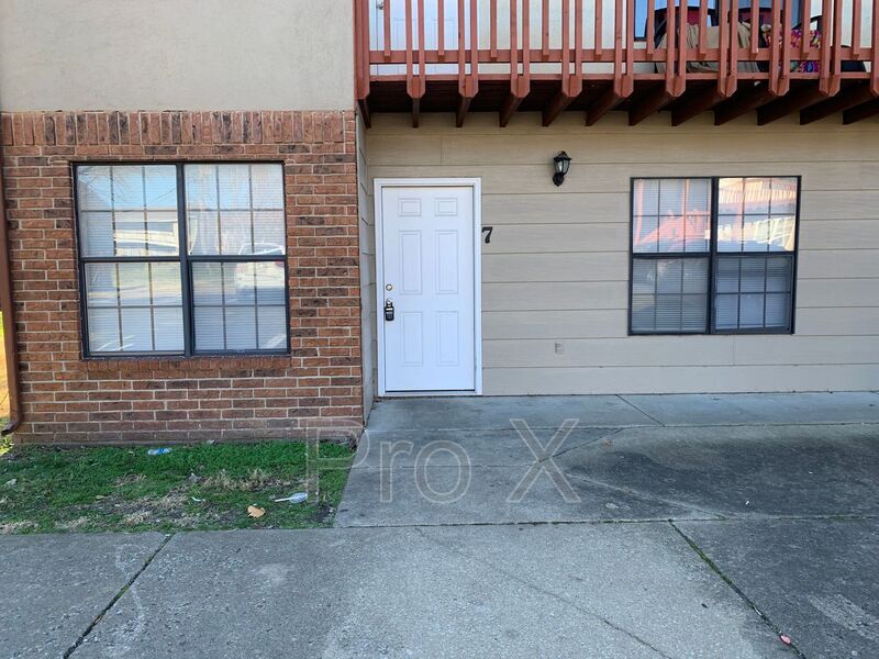 1021 S St Louis Ave Unit Apt 7, Joplin, MO 64801 Condo for Rent in