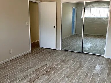 Foto del edificio - 471 W Duarte Rd
