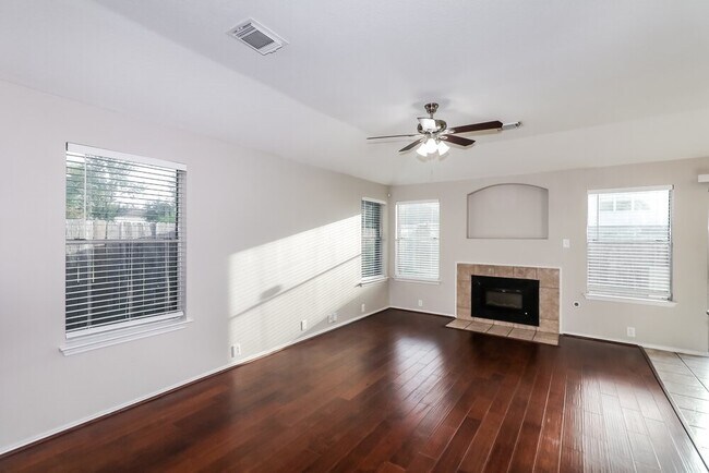 Foto del edificio - 4931 Boulder Meadow Ln