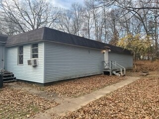 Building Photo - 718 Lynette Ave