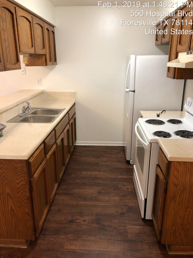 Countryside Apartments - Floresville, TX | Apartments.com