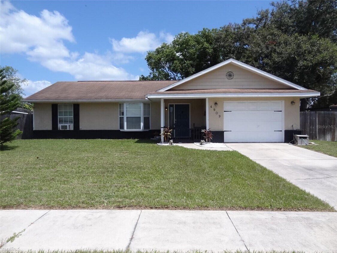 Foto principal - 3 br, 2 bath House - 4909 Reginald Road