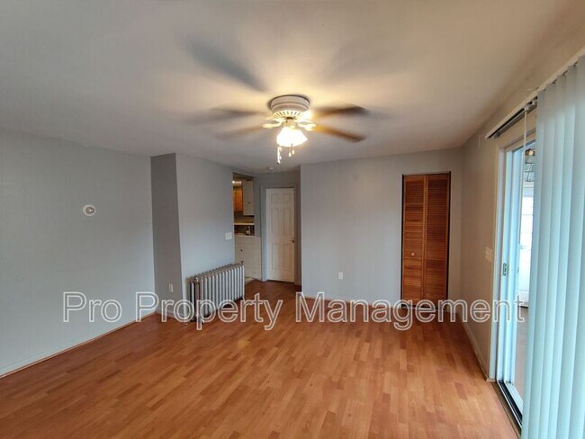 Foto del edificio - 1643 S Main St