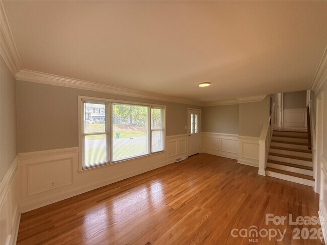 Foto del edificio - 7124 Starvalley Dr