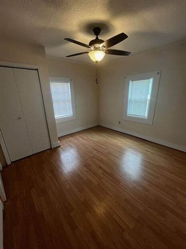 Foto del edificio - Charming 1 Bed, 1 Bath Home!