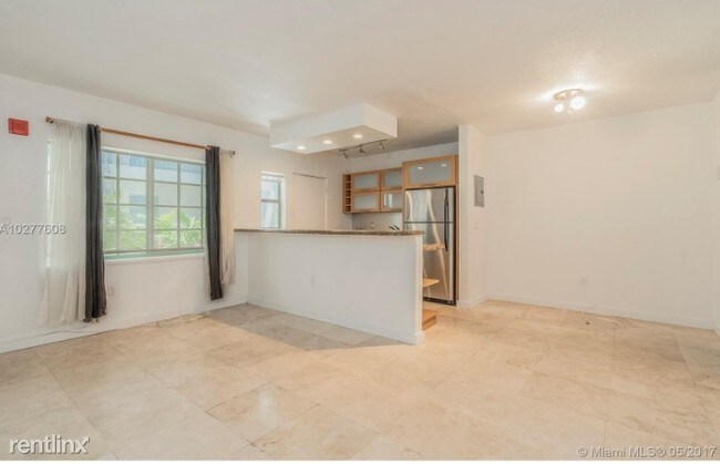 Foto del edificio - 1220 Alton Rd