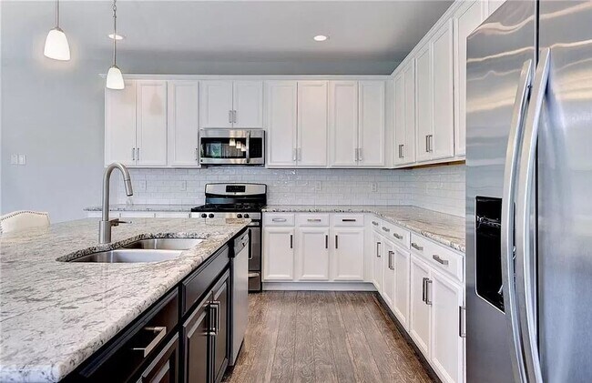 Building Photo - 4715 Minutemen Way