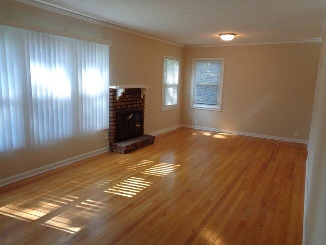 Foto del edificio - 311 S Finley Rd
