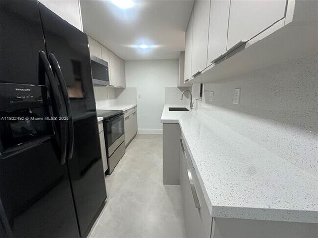 Foto del edificio - 6720 SW 50th Terrace