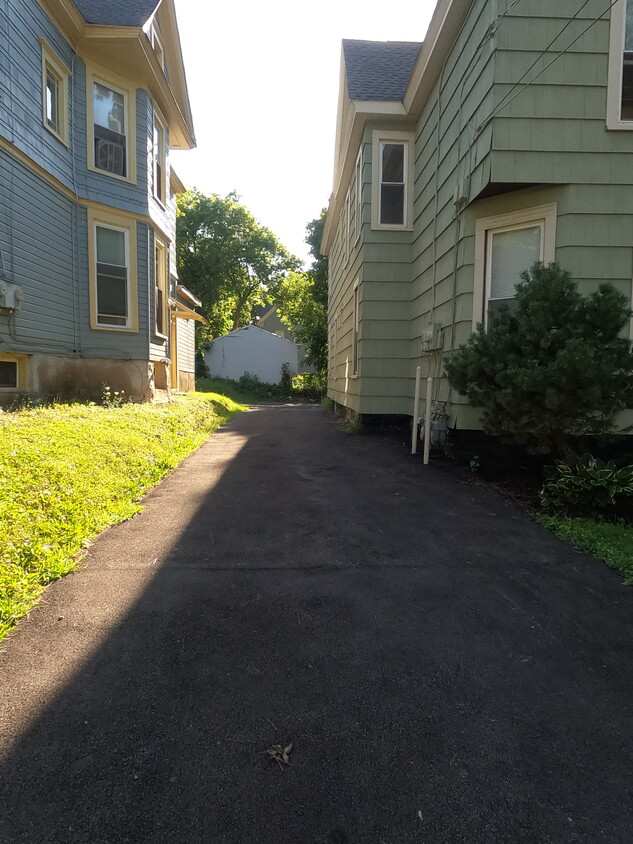 Driveway - 440 Westcott St