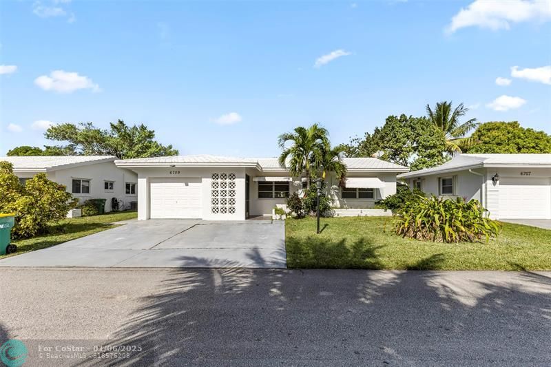 Foto principal - 6709 NW 72nd St