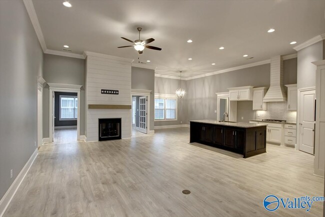 Foto del edificio - 26415 Birkshire Ln