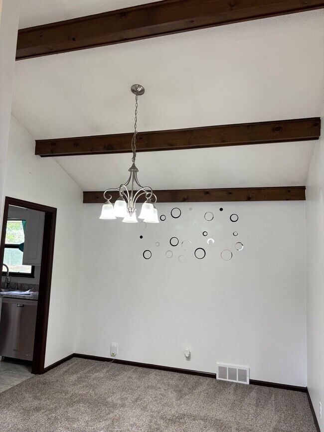 Foto del edificio - 3605 S 112th St